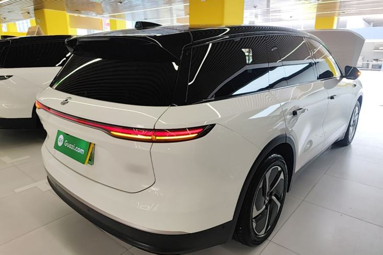 Used Nio ES8 2023 75 kWh Executive Edition Rear Right 45 Deg