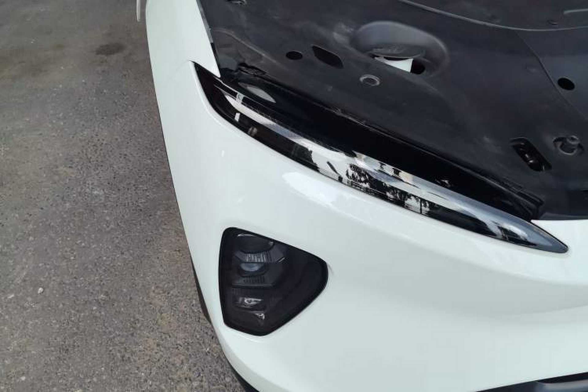 Used Nio ES8 2023 75 kWh Right Front Headlight