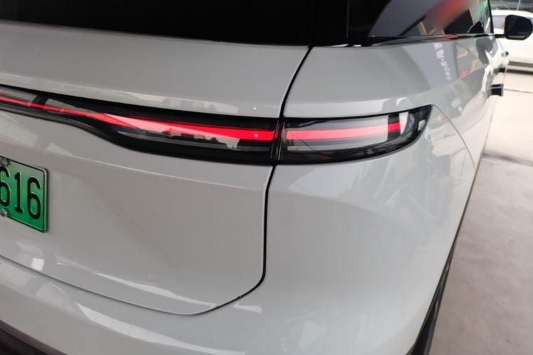 Used Nio ES8 2023 75 kWh Executive Edition Right Rear Taillight