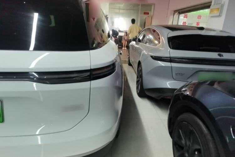 Used Nio ES8 2023 100kWh Signature Edition Right Rear Taillight