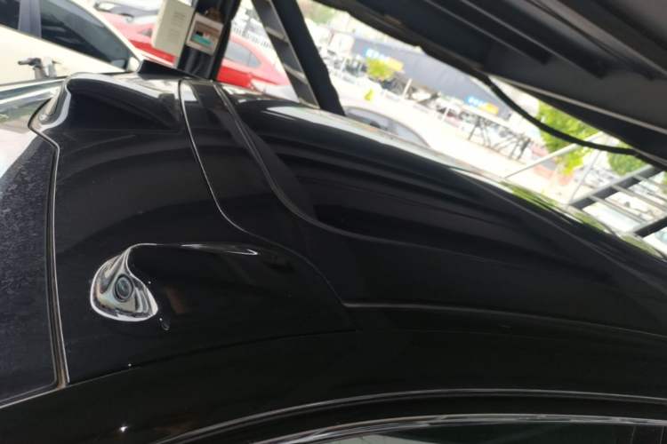 Used Nio ES8 2023 75 kWh Executive Edition Roof
