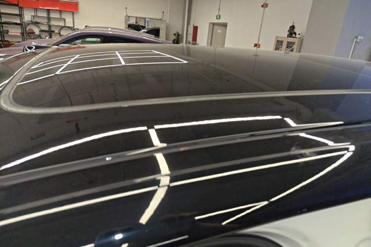 Used Nio ES8 2023 75 kWh Roof
