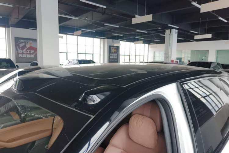 Used Nio ES8 2023 75 kWh Roof