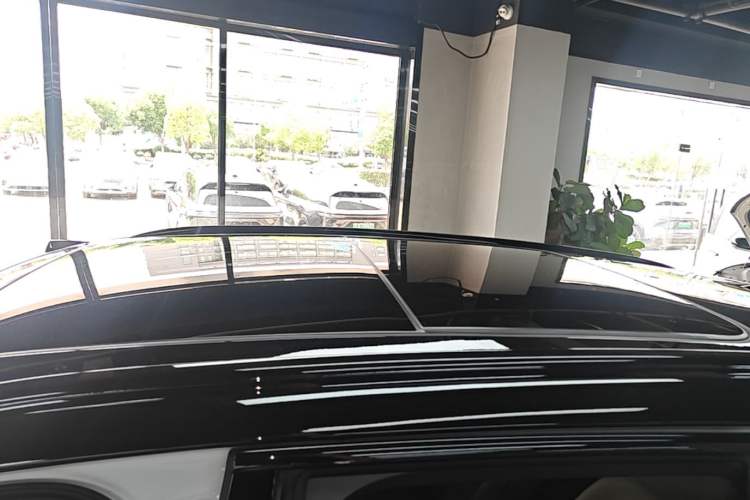 Used Nio ES8 2023 75 kWh Executive Edition Roof