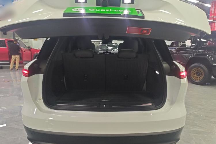 Used Nio ES8 2023 75 kWh Executive Edition Trunk