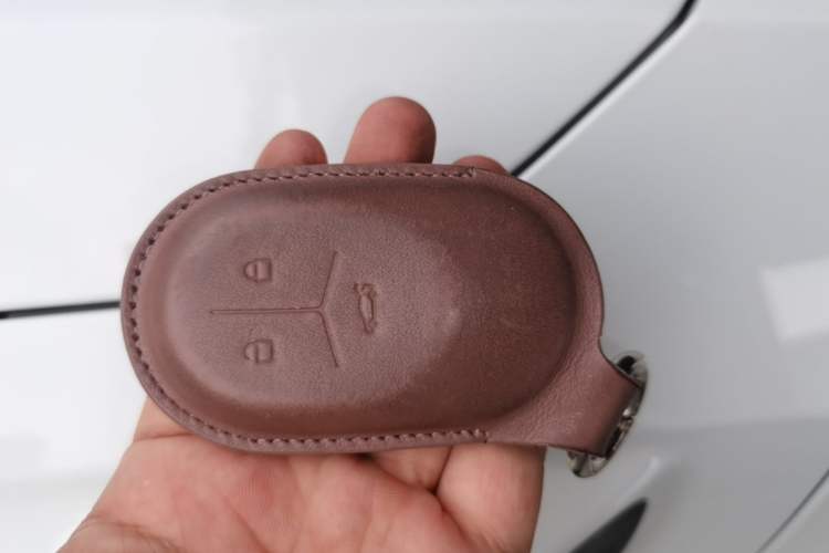 Used Nio ES8 2023 75 kWh Executive Edition Vehicle Key