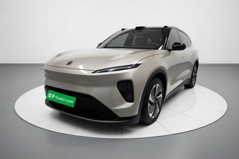 Nio ES8 2023