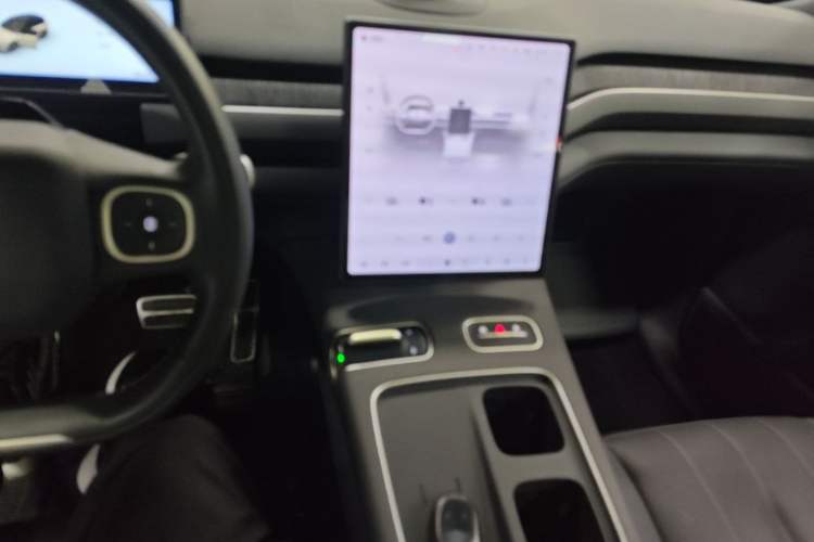 Used Nio ES8 2023 100kWh Audio And AC Panel