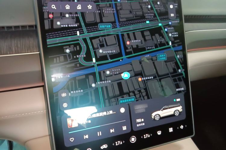 Used Nio ES8 2023 75 kWh Executive Edition Audio And AC Panel