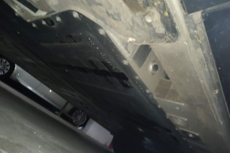 Used Nio ES8 2023 100kWh Signature Edition Chassis Front Left