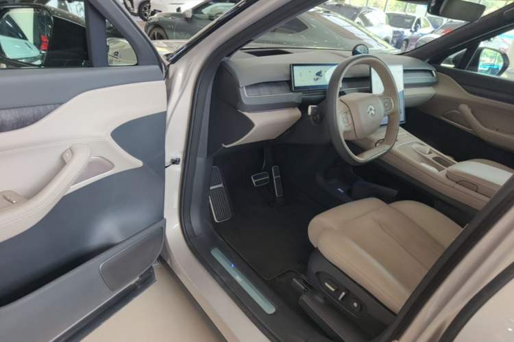 Used Nio ES8 2023 100kWh Driver Seat