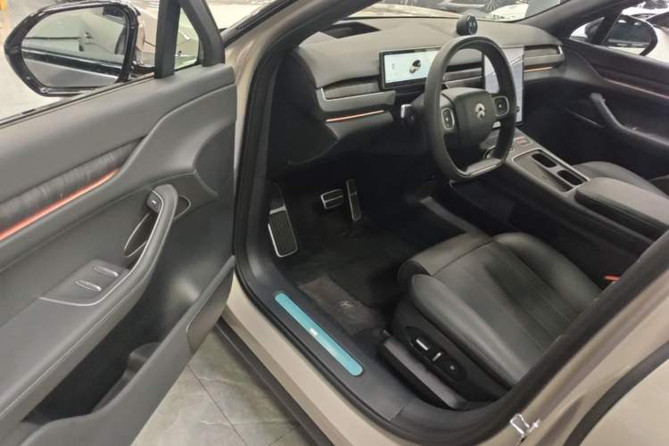 Used Nio ES8 2023 100kWh Driver Seat