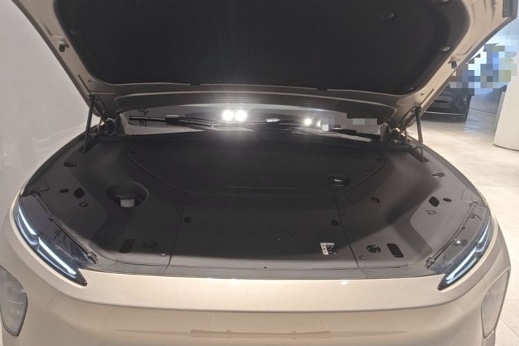 Used Nio ES8 2023 75 kWh Executive Edition Engine Bay