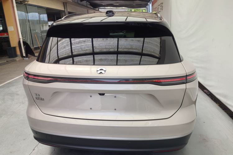 Used Nio ES8 2023 100kWh Signature Edition Exterior 10