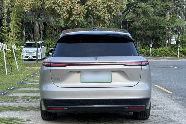 Used Nio ES8 2023 75 kWh Executive Edition Exterior 10