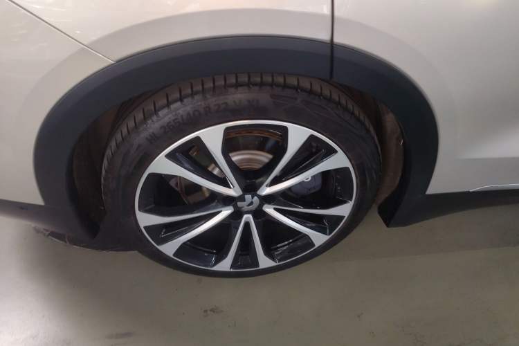 Used Nio ES8 2023 100kWh Signature Edition Exterior 2