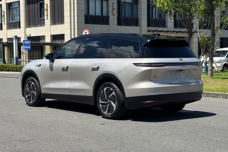 Used Nio ES8 2023 75 kWh Executive Edition Exterior 3