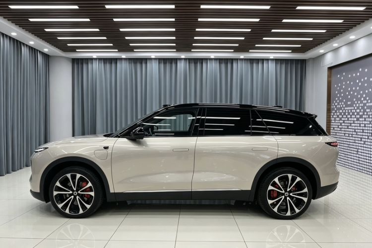 Used Nio ES8 2023 75 kWh Executive Edition Exterior 6
