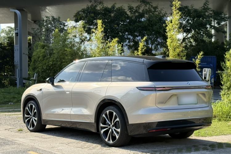 Used Nio ES8 2023 75 kWh Executive Edition Exterior 6