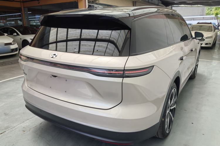 Used Nio ES8 2023 100kWh Signature Edition Exterior 9