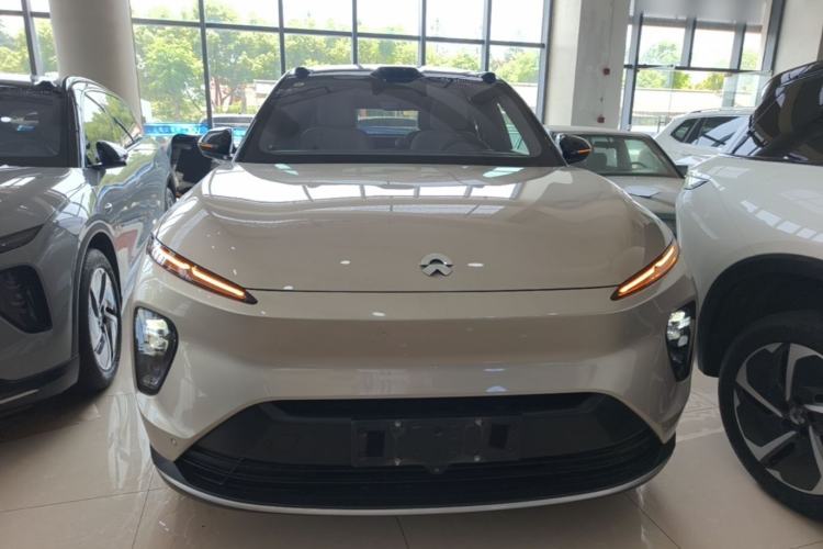 Used Nio ES8 2023 100kWh Front