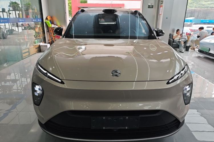 Used Nio ES8 2023 100kWh Signature Edition Front