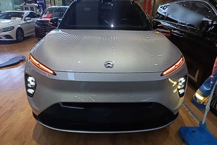 Used Nio ES8 2023 75 kWh Executive Edition Front