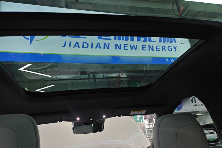 Used Nio ES8 2023 75 kWh Executive Edition Headliner