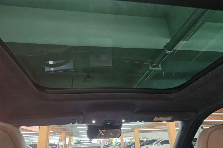 Used Nio ES8 2023 100kWh Signature Edition Headliner