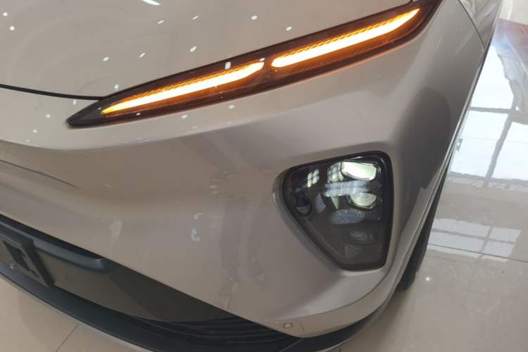 Used Nio ES8 2023 100kWh Left Front Headlight