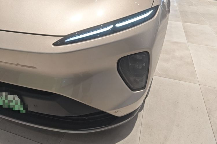 Used Nio ES8 2023 75 kWh Executive Edition Left Front Headlight