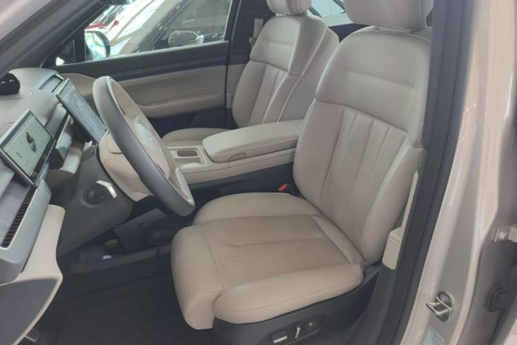 Used Nio ES8 2023 100kWh Left Front Seat