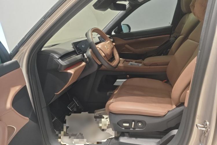 Used Nio ES8 2023 75 kWh Executive Edition Left Front Seat