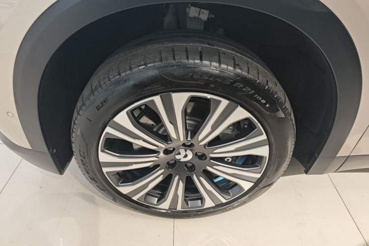 Used Nio ES8 2023 100kWh Left Front Wheel Hub