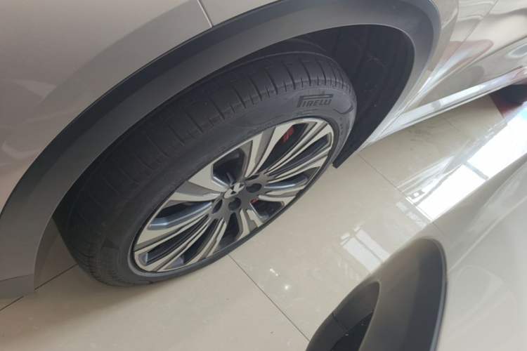 Used Nio ES8 2023 100kWh Left Front Wheel Hub