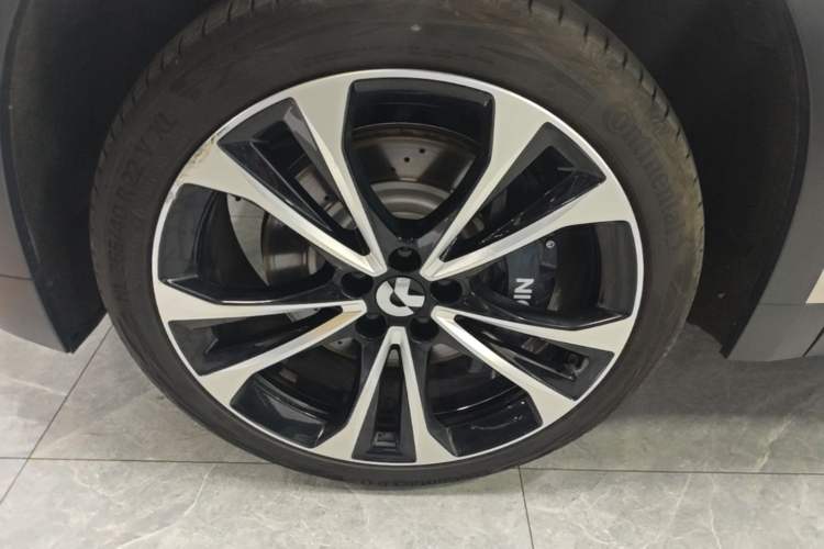 Used Nio ES8 2023 100kWh Left Front Wheel Hub