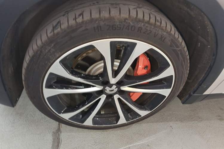 Used Nio ES8 2023 100kWh Signature Edition Left Front Wheel Hub