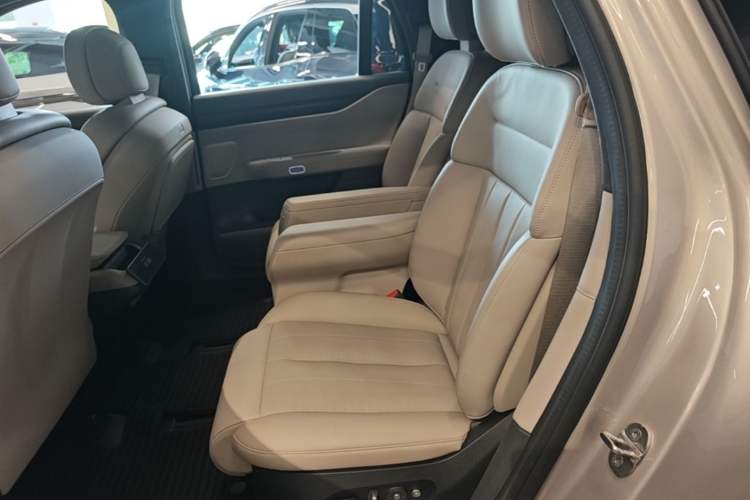 Used Nio ES8 2023 100kWh Left Rear Seat