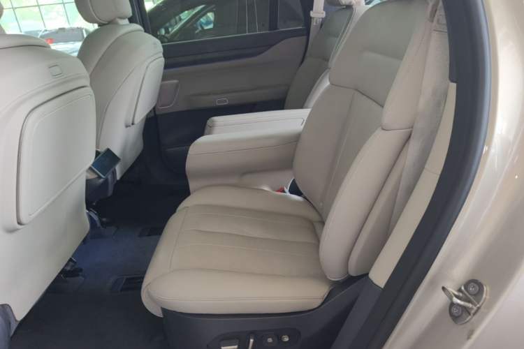 Used Nio ES8 2023 100kWh Left Rear Seat
