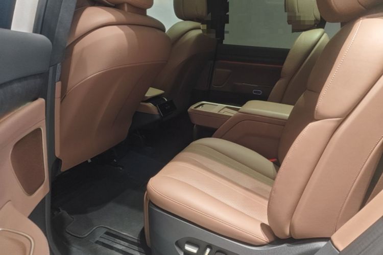 Used Nio ES8 2023 75 kWh Executive Edition Left Rear Seat