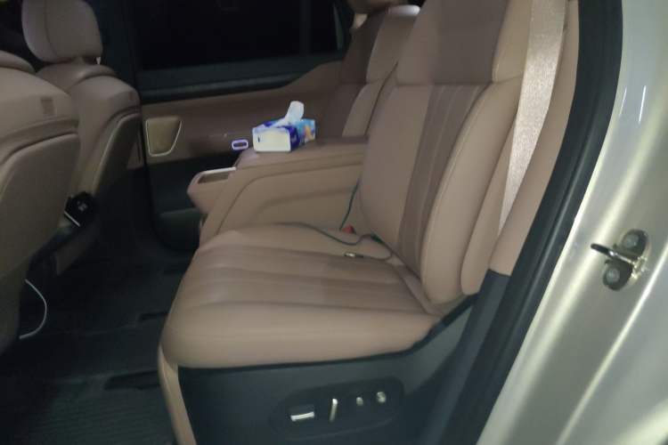 Used Nio ES8 2023 100kWh Signature Edition Left Rear Seat