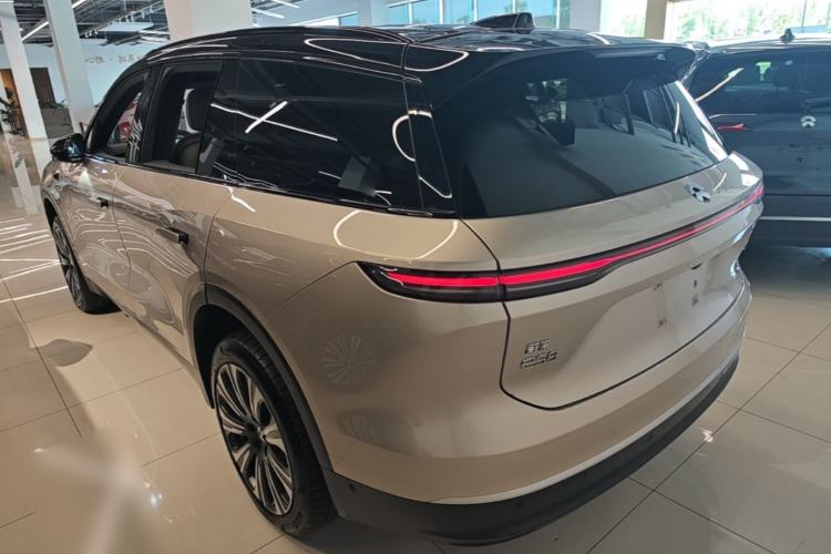Used Nio ES8 2023 100kWh Rear Left 45 Deg