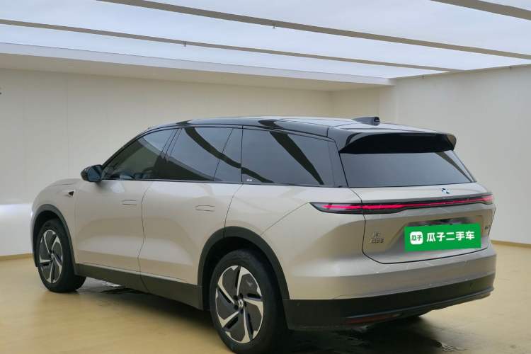 Used Nio ES8 2023 75 kWh Rear Left 45 Deg