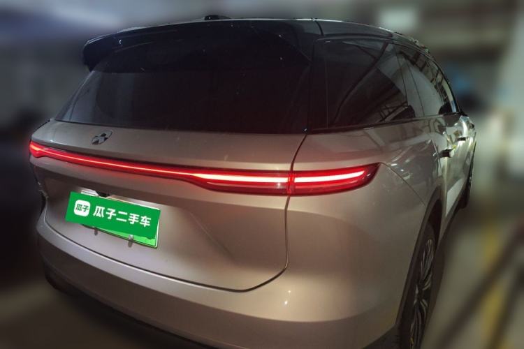 Used Nio ES8 2023 75 kWh Rear Right 45 Deg