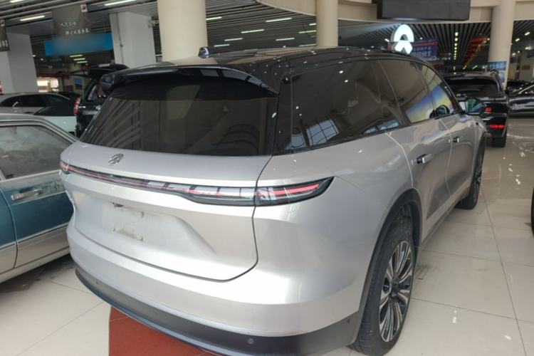 Used Nio ES8 2023 100kWh Rear Right 45 Deg