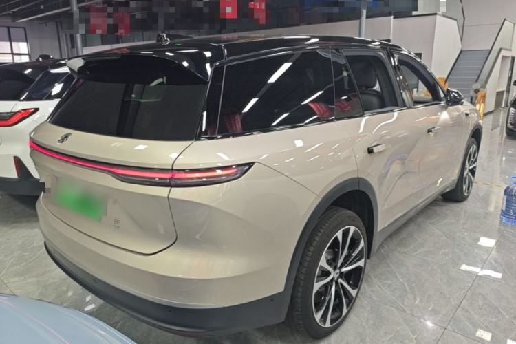 Used Nio ES8 2023 100kWh Rear Right 45 Deg
