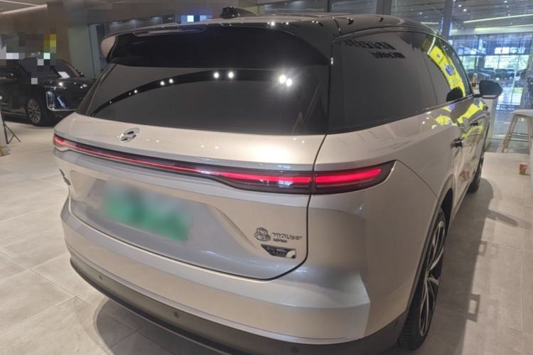 Used Nio ES8 2023 75 kWh Executive Edition Rear Right 45 Deg