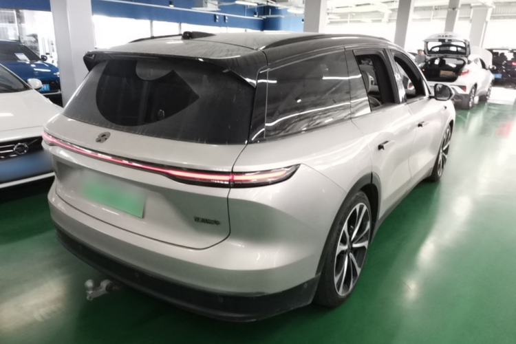 Used Nio ES8 2023 100kWh Signature Edition Rear Right 45 Deg