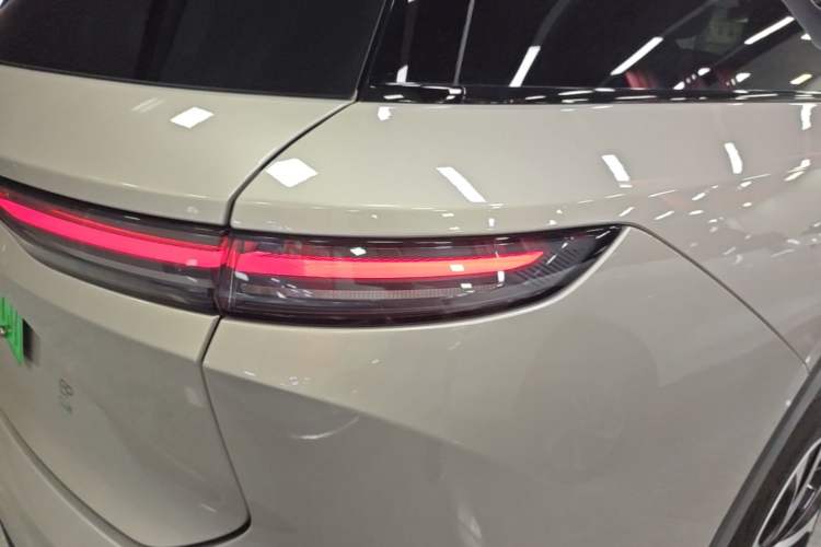 Used Nio ES8 2023 100kWh Right Rear Taillight