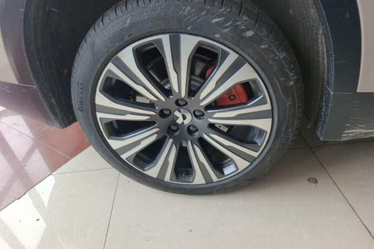 Used Nio ES8 2023 100kWh Right Rear Wheel Hub